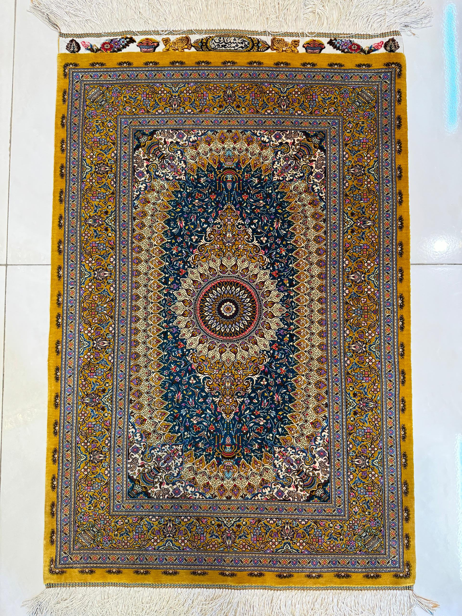 Y3261 高級ペルシャ絨毯 クム産 シルク100% 手織り 工房サイン 高級