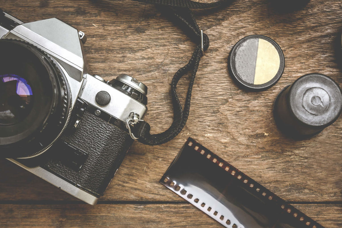 フィルムカメラ入門。「フィルム」の種類を学ぶ。〜今再注目される昭和