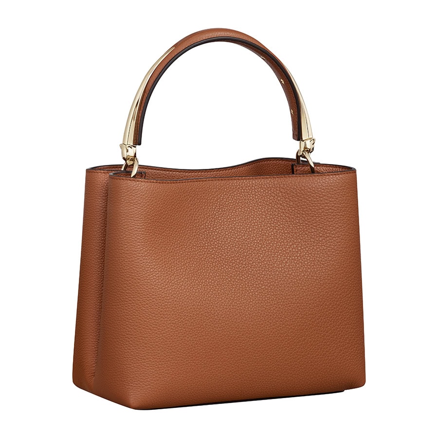 カルティエ「パンテール」シリーズに新作バッグが登場】存在感を放つ