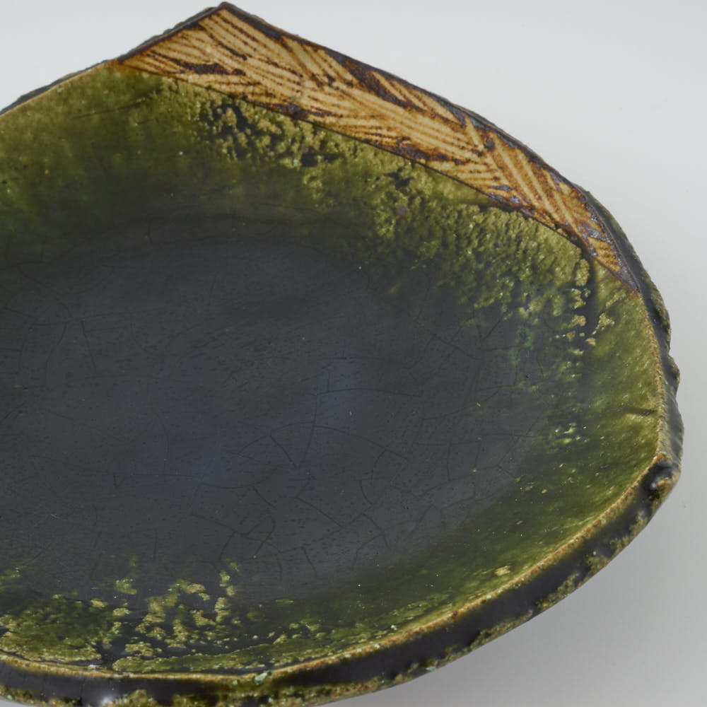 作家 棚橋淳 織部 鉄絵三方皿 ¥3,960 大人の焼き物