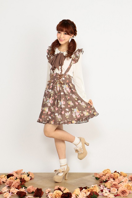 ソウルジェム＆カップモチーフがかわいい！ ガーリー系ブランド『LIZ