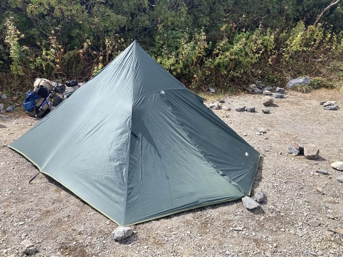 3万円でお釣りがくるソロ用フロアレスシェルター「DD Hammocks DD