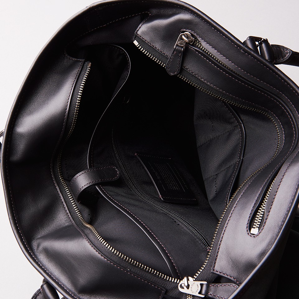 鞄と革小物、男を格上げする10の視点［前編］なぜビジネスマンは