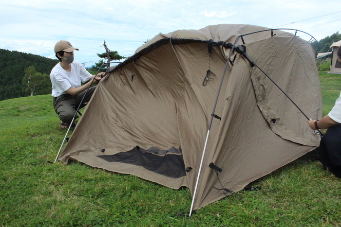 ソロ・デュオキャンパー垂涎、ゼインアーツの最新テント「オキトマ2