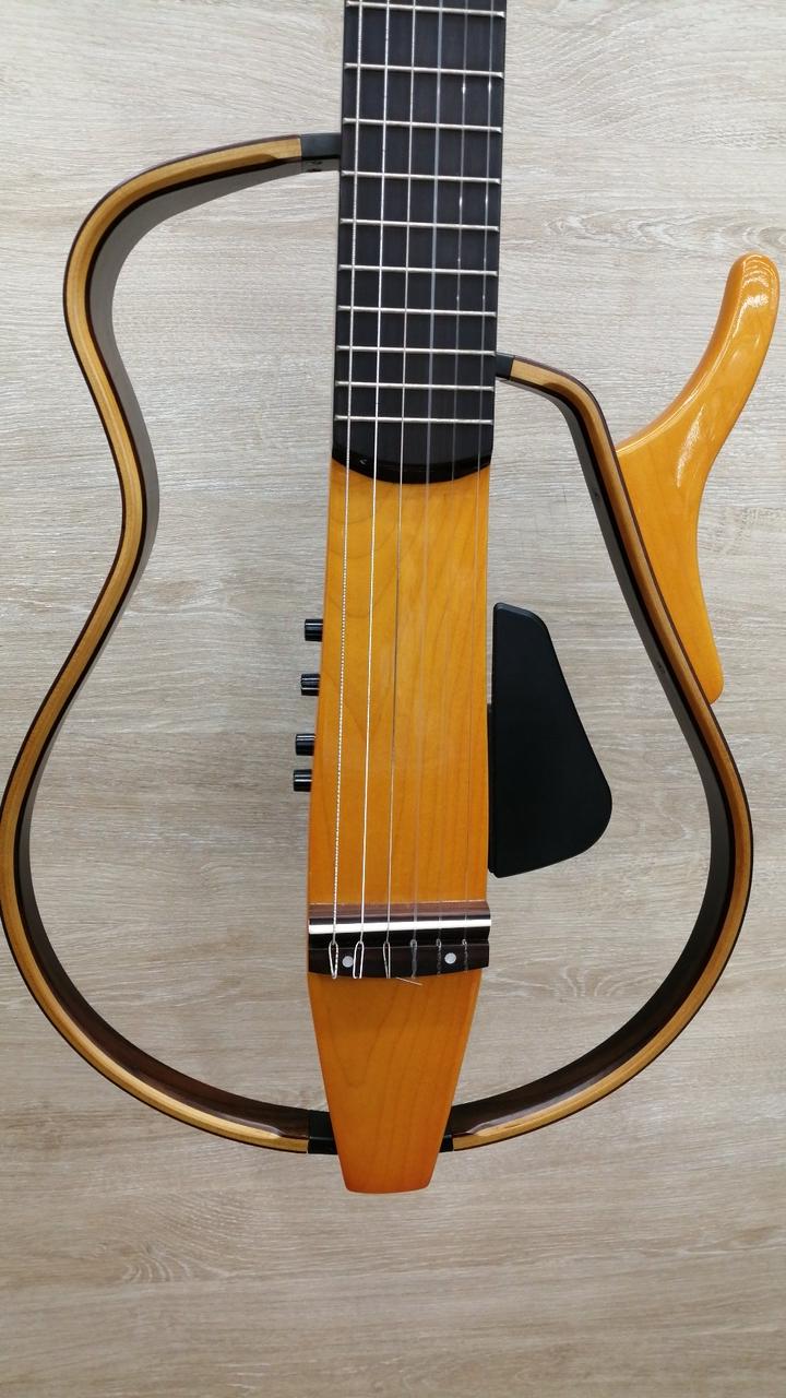 ヤマハ サイレントギター ライトアンバーバースト SLG130NW ケース付