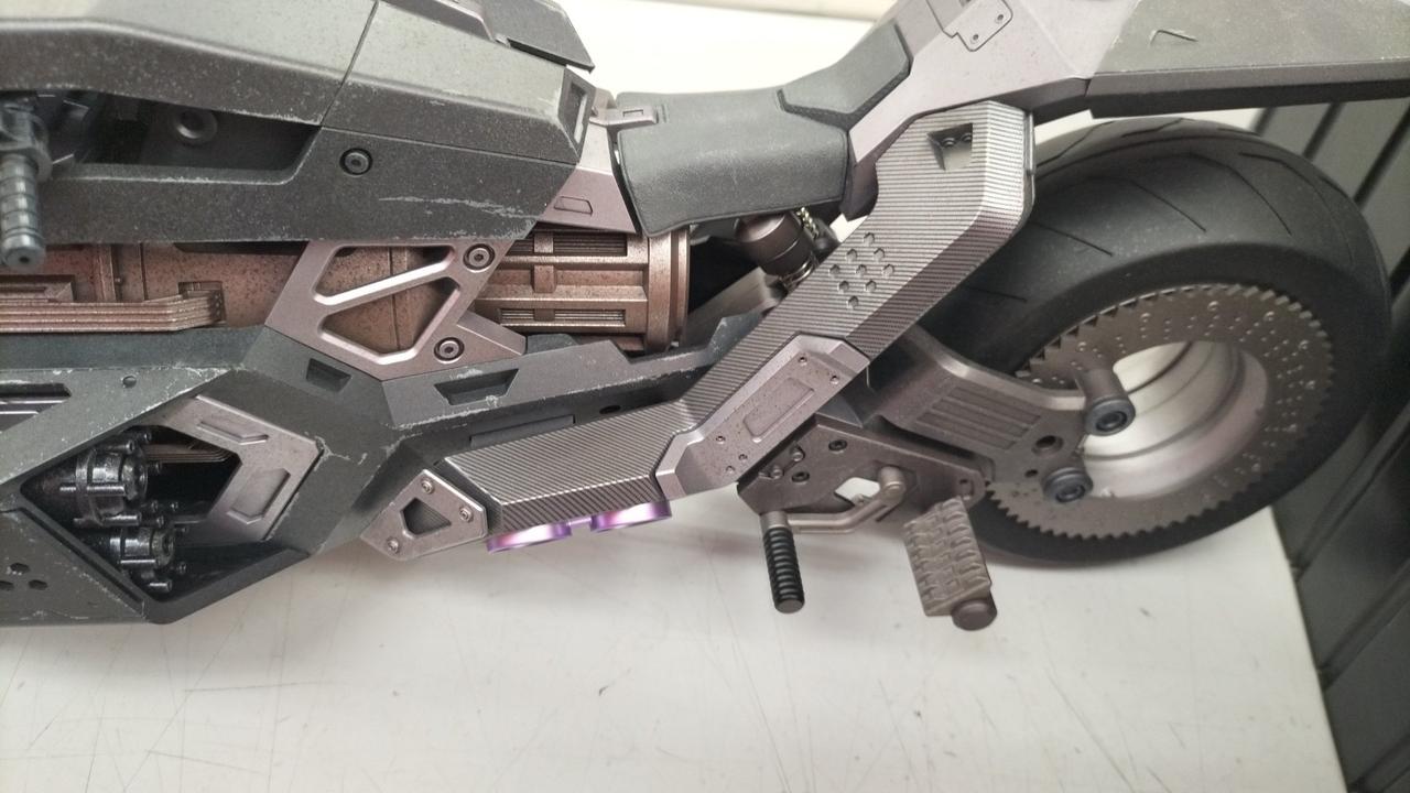 ホットトイズ(HOT TOYS)|バットマン&バットサイクル|【ハードオフ公式