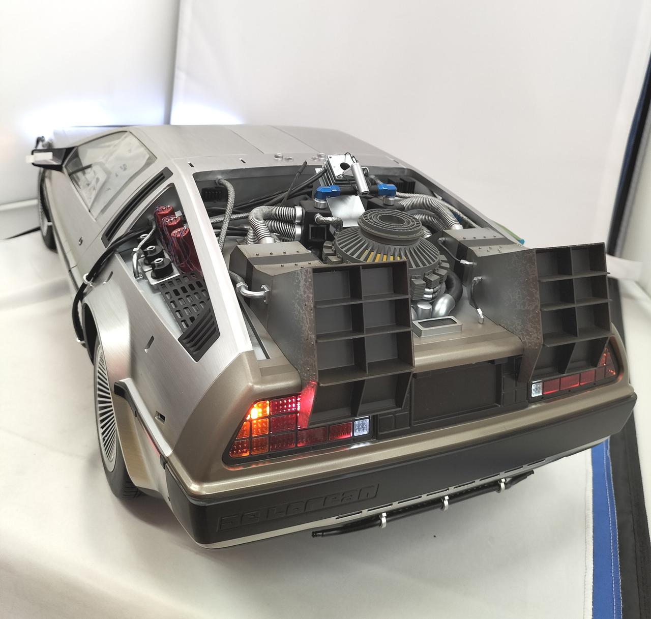 ホットトイズ(HOT TOYS)|デロリアン|【ハードオフ公式通販】オフモール