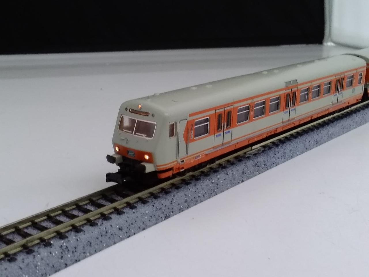 ミニトリックス|ドイツ鉄道客車4両セット|【ハードオフ公式通販】オフ