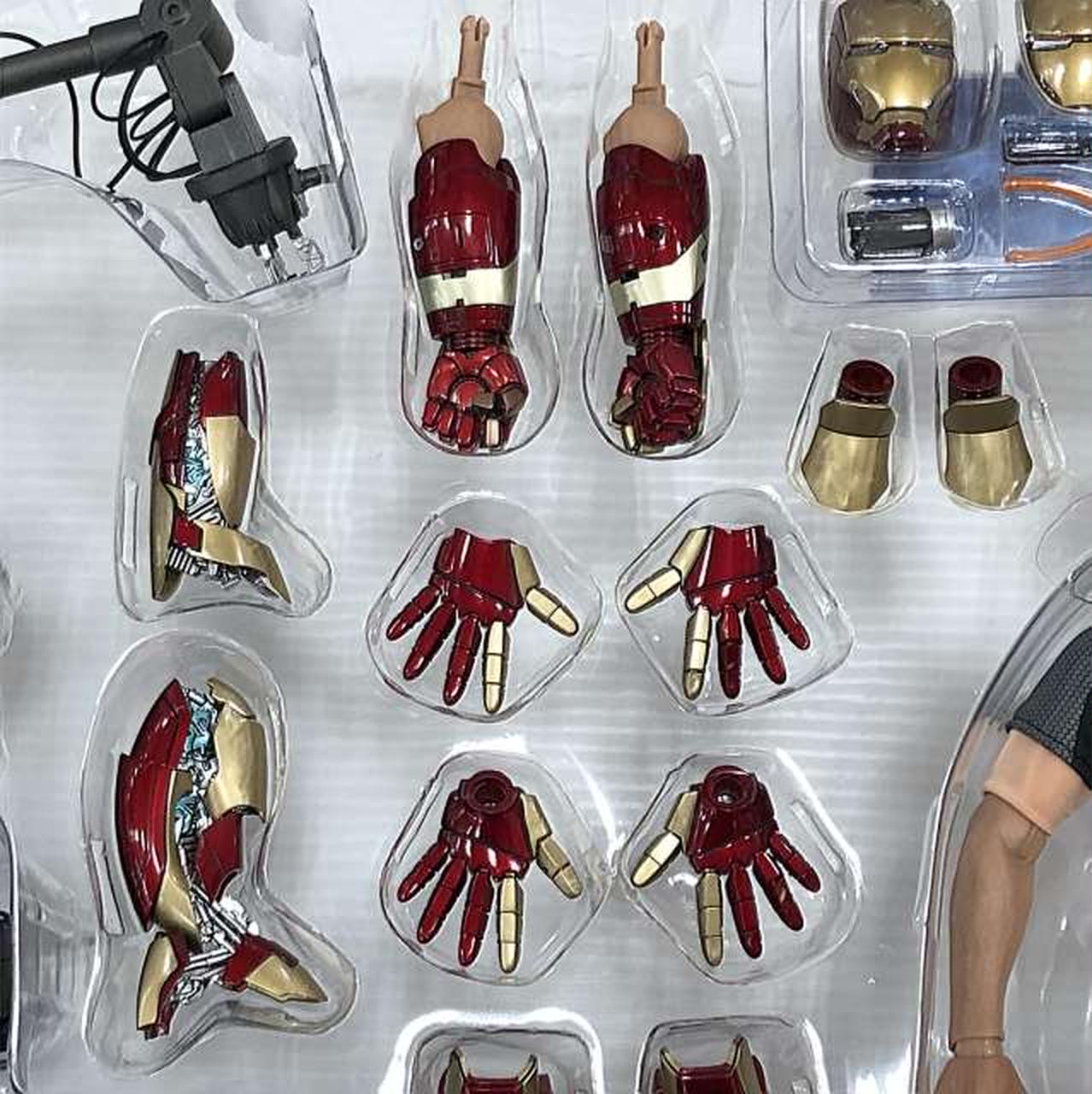 ホットトイズ(HOT TOYS)|トニー・スタークス(開発作業版)|【ハードオフ