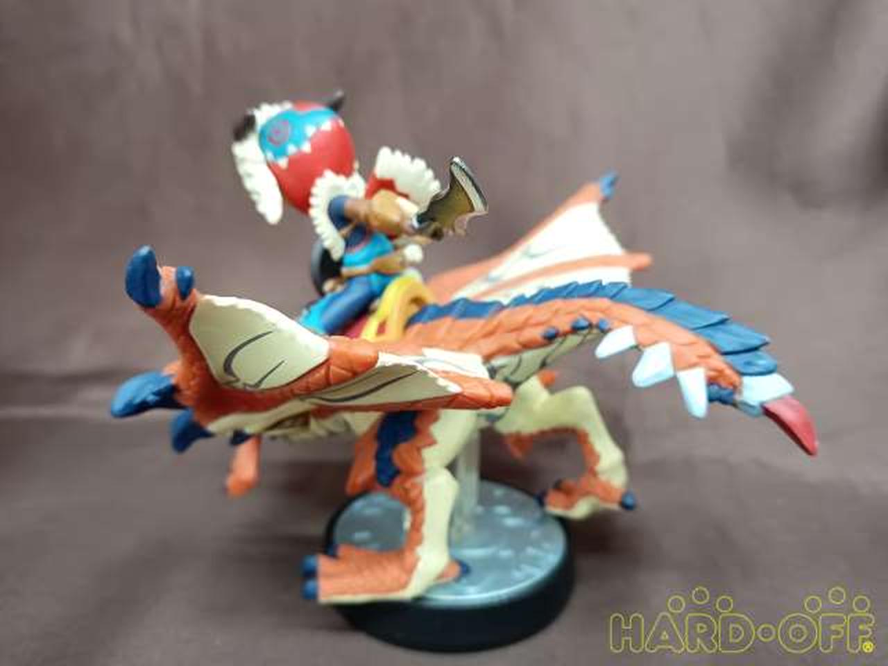 ニンテンドウ(NINTENDO)|AMIIBO 隻眼のリオレウス&ライダー(男の子