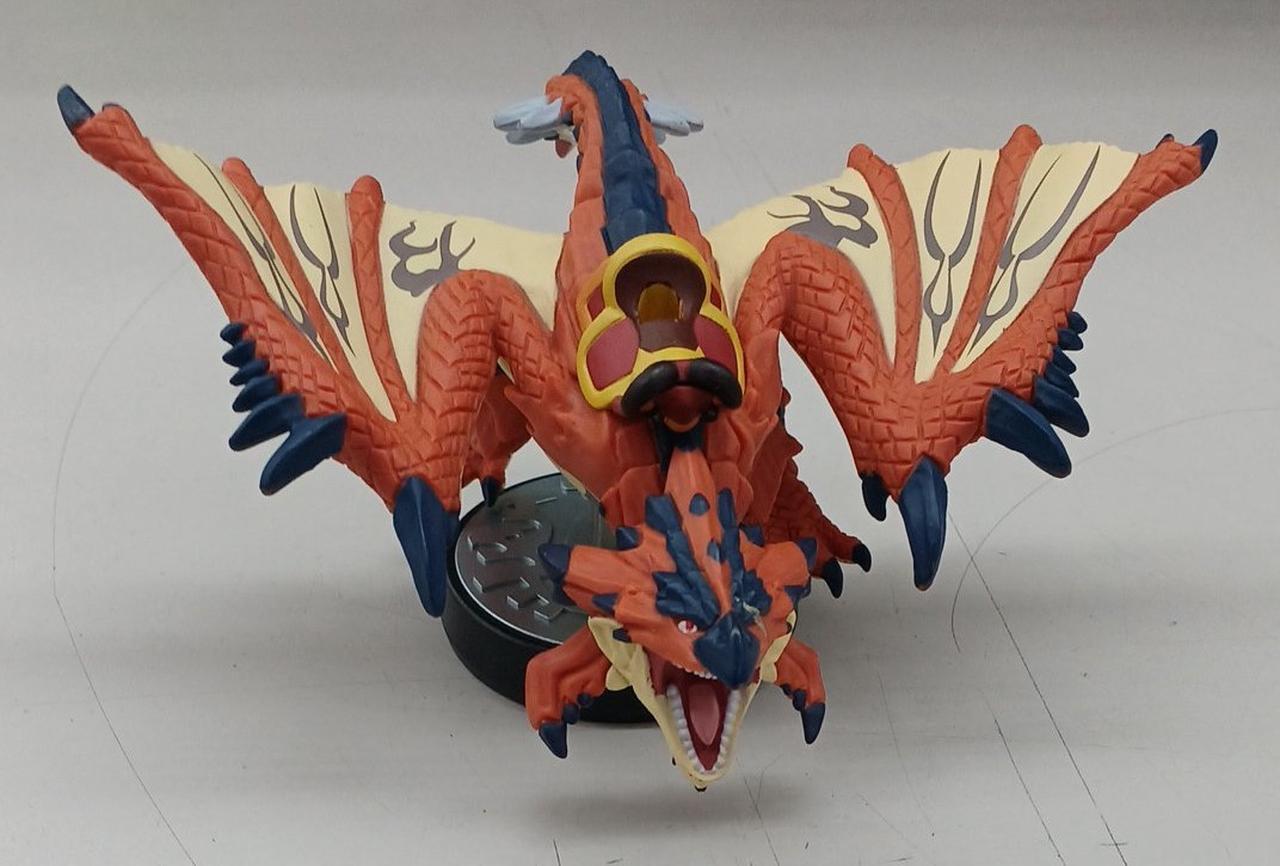 NINTENDO|AMIIBO 隻眼のリオレウス|【ハードオフ公式通販】オフモール