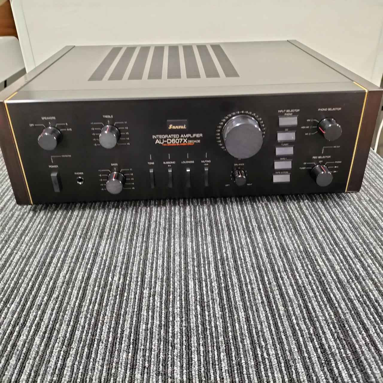 SANSUI|【不具合有り・現状渡し】AU-D607X DECADE|【ハードオフ公式