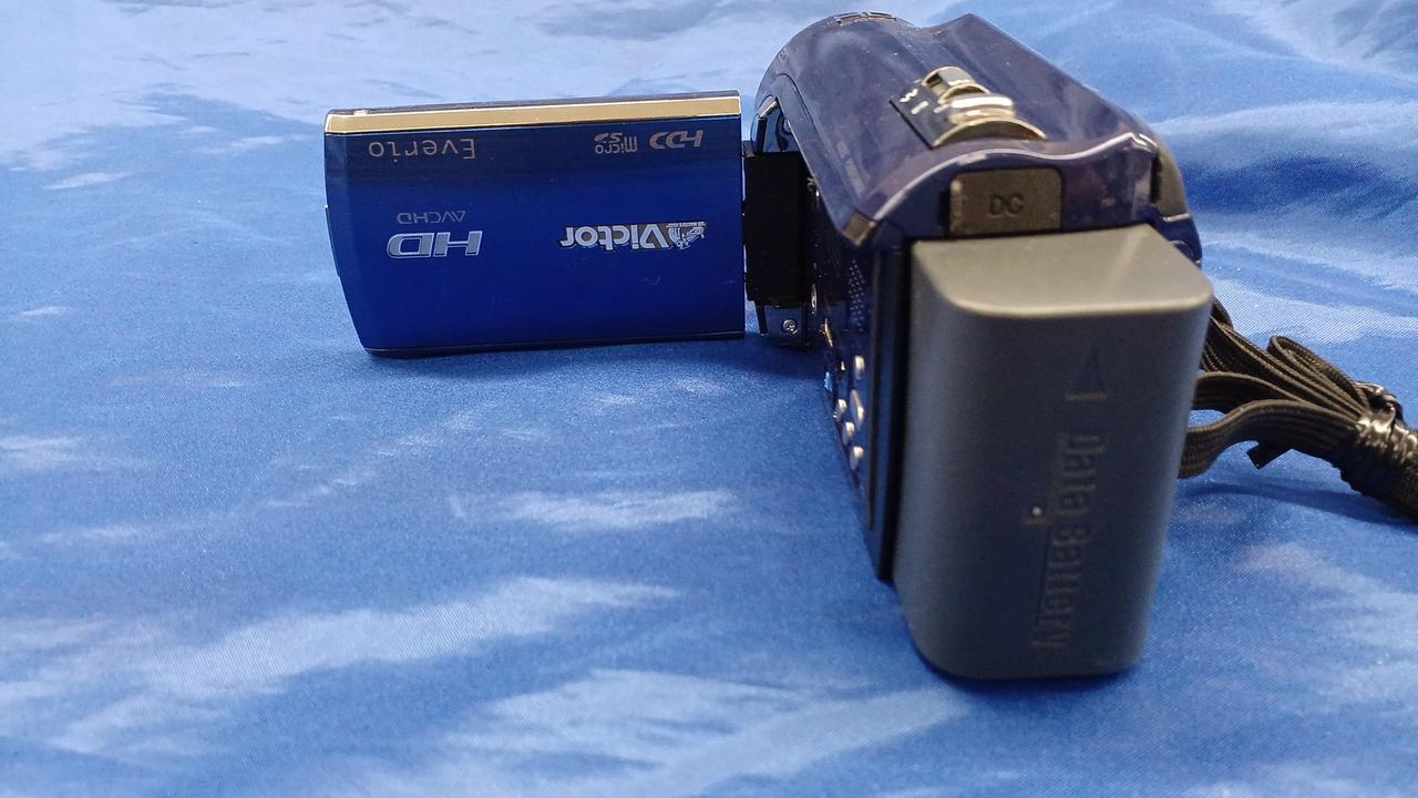 ビデオカメラ Victor HighEnergy COBALT magnetite HG120 Victor