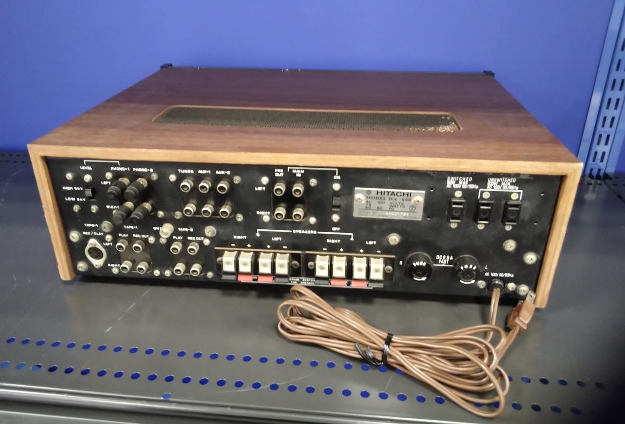 HITACHI HA-660 プリメインアンプ Hitachi HA-660 プリメインアンプ
