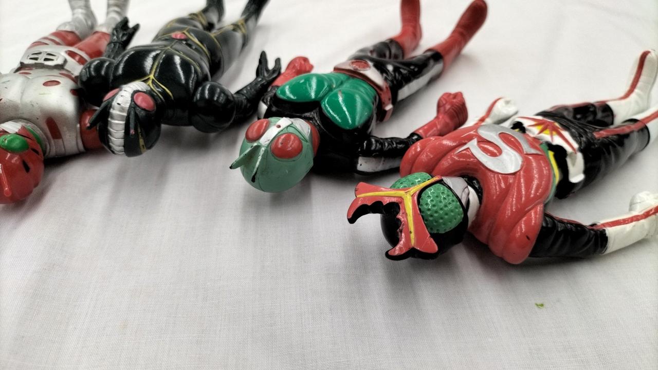 東映/石森プロ|当時物ソフビ6体セット|【ハードオフ公式通販】オフ