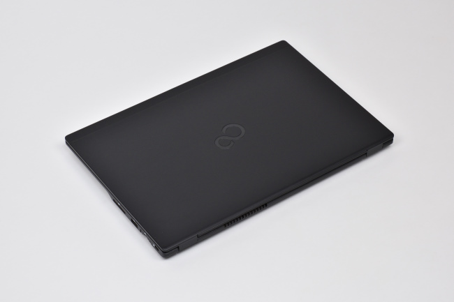 富士通『LIFEBOOK WU2/C3』レビュー 圧倒的な軽さ！高性能で使いやす