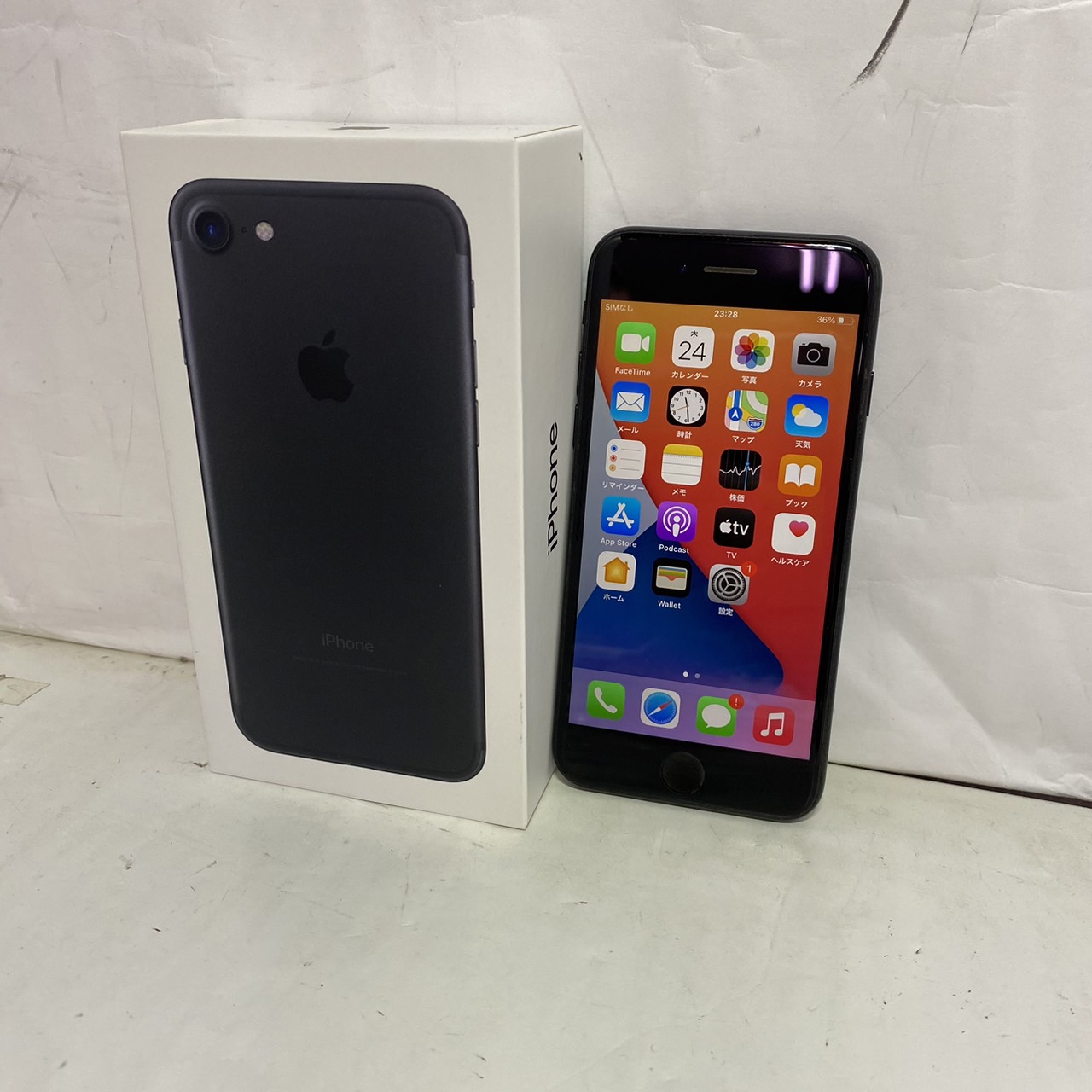 iPhone 7 ジェットブラック 128GB SIMフリー Apple iPhone 7 128GB