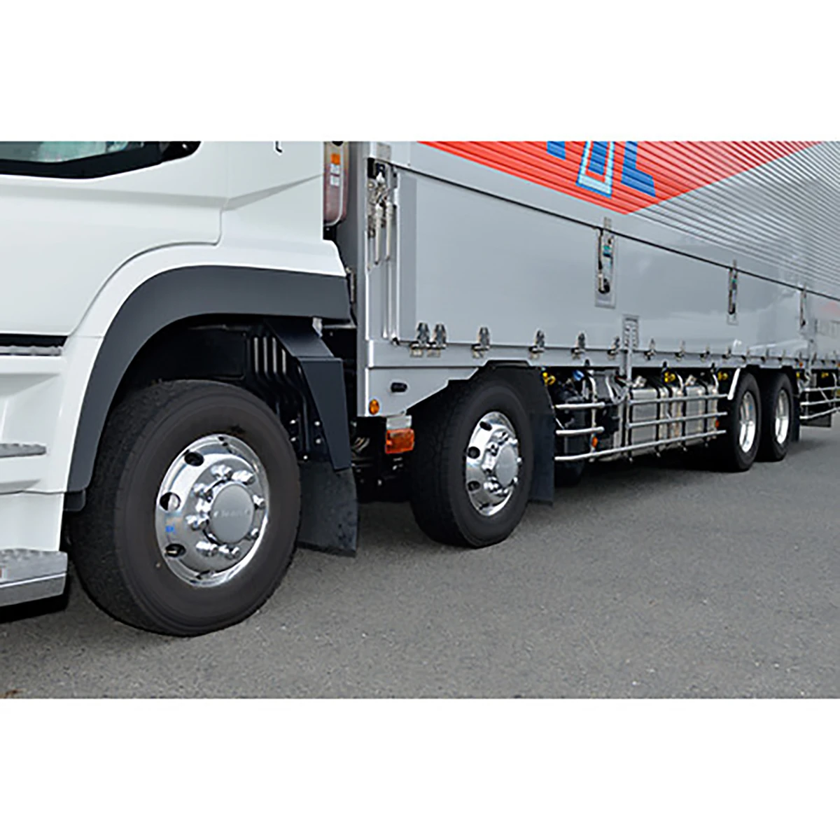 公式】パーマンショップ-ホイルセンターキャップ 三菱ふそう 大型