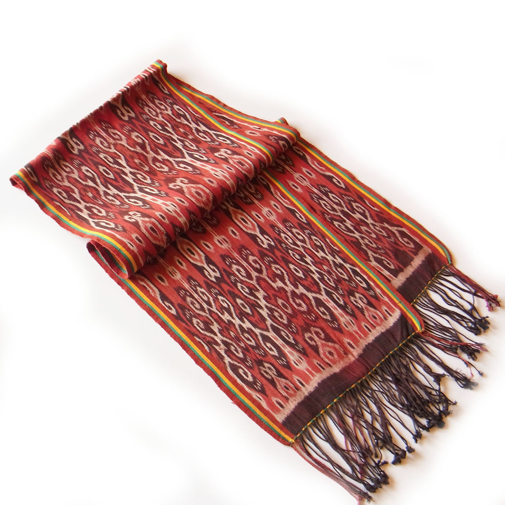 PANDAN TREE】ティモール島の織物-多様な染織文化が色濃く残る