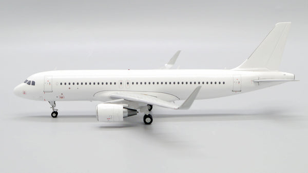 Blank/White Airbus A320 CFM Engines JC Wings JC2WHT1060 BK1060