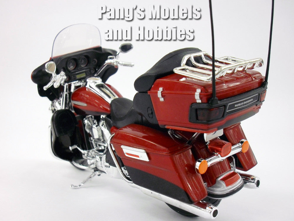 Harley - Davidson 2013 Electra Glide Ultra 1/12 Diecast Metal
