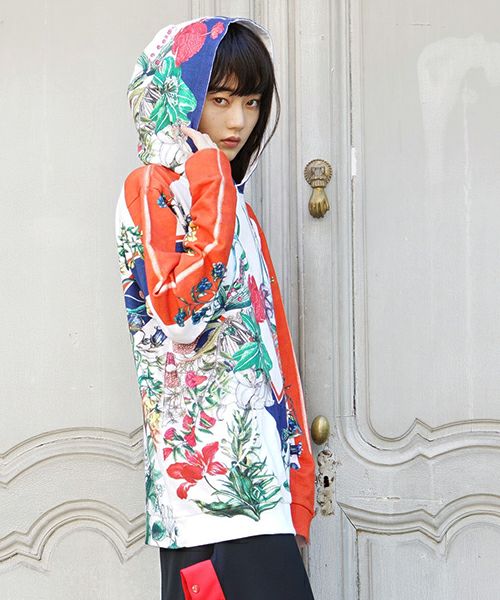 AHCAHCUM あちゃちゅむ フラワーラインパーカー