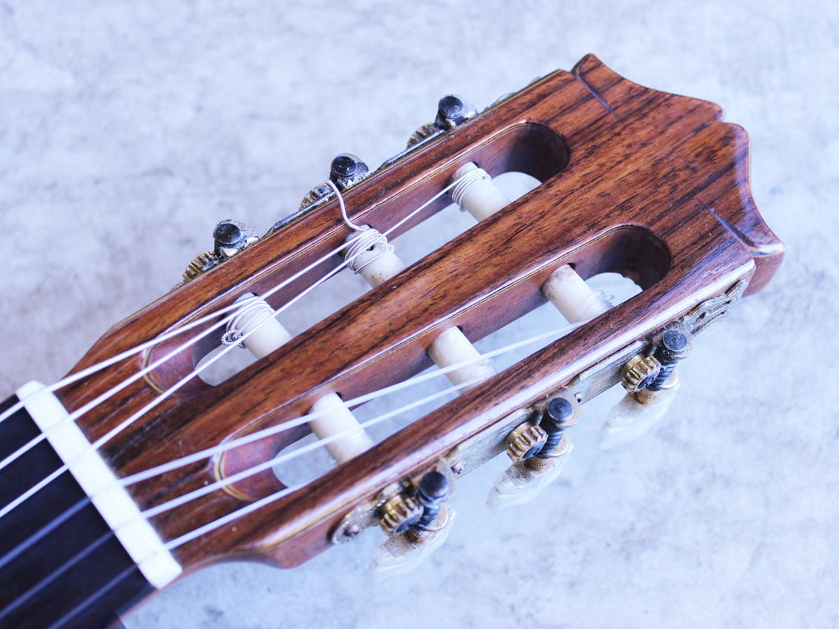 中古】Morris M-25 クラシックギター 1970年代 - 神奈川県の中古楽器店