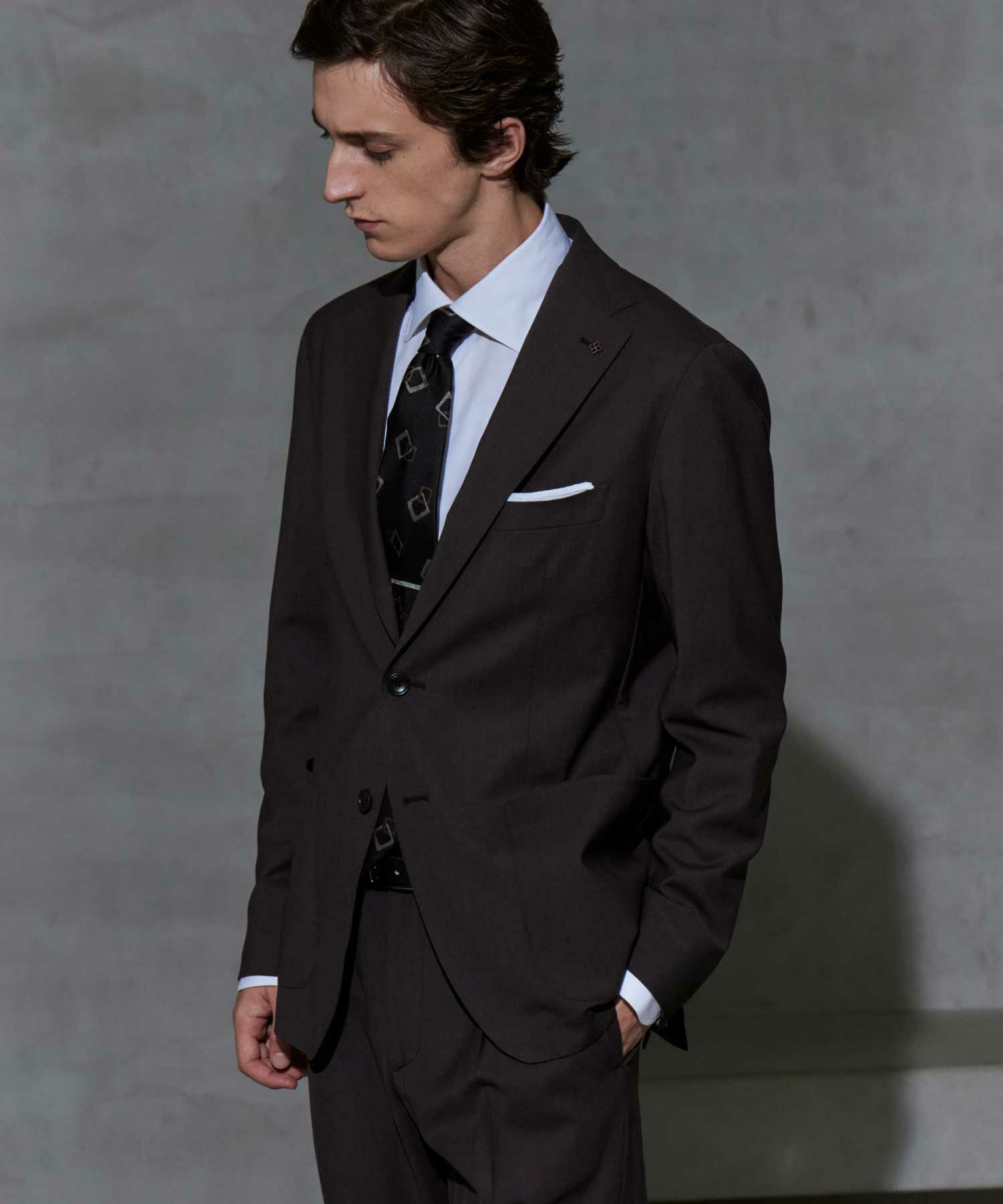 TAGLIATORE(タリアトーレ)】 DAKAR/ウールシングルスーツ｜PARIGOT