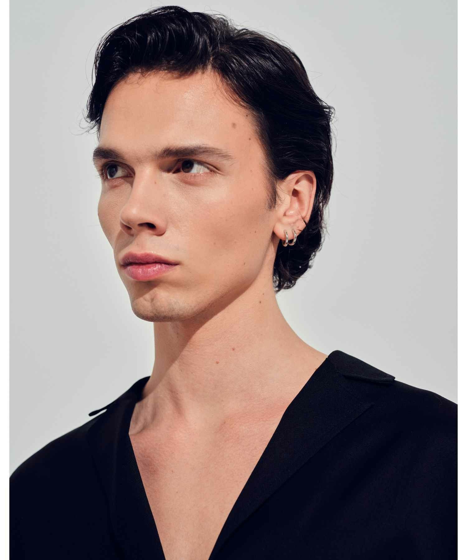 TOM WOOD(トムウッド)】 Classic Hoop Small ピアス｜PARIGOT ONLINE