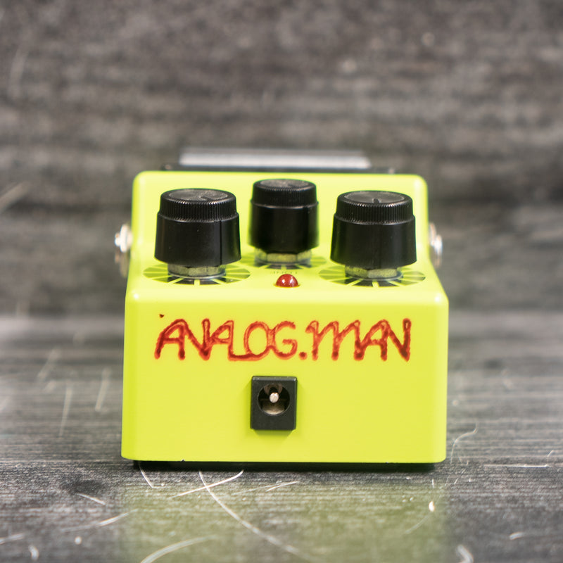 Maxon SD-9 Sonic Distortion w/Analog.man Mods