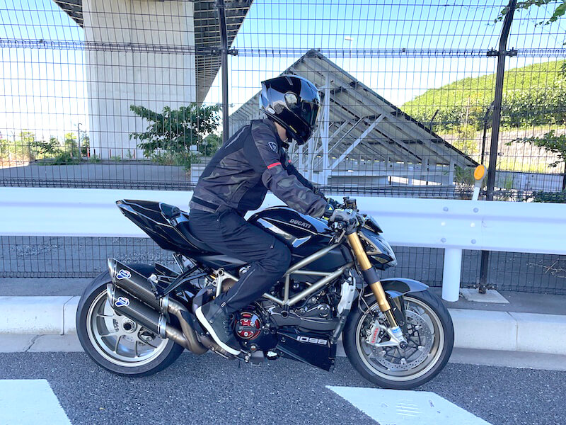 名品の予感…！「レブイット トルク（Rev'it Torque）」インナー付き