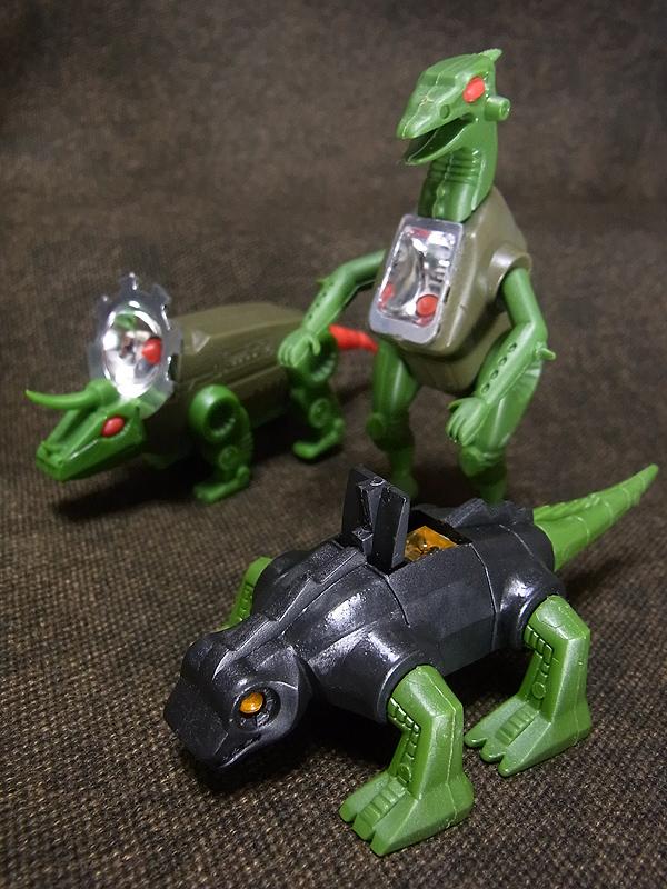 採光ギミックを採用した恐竜食玩のインストが出てきました。グリコ