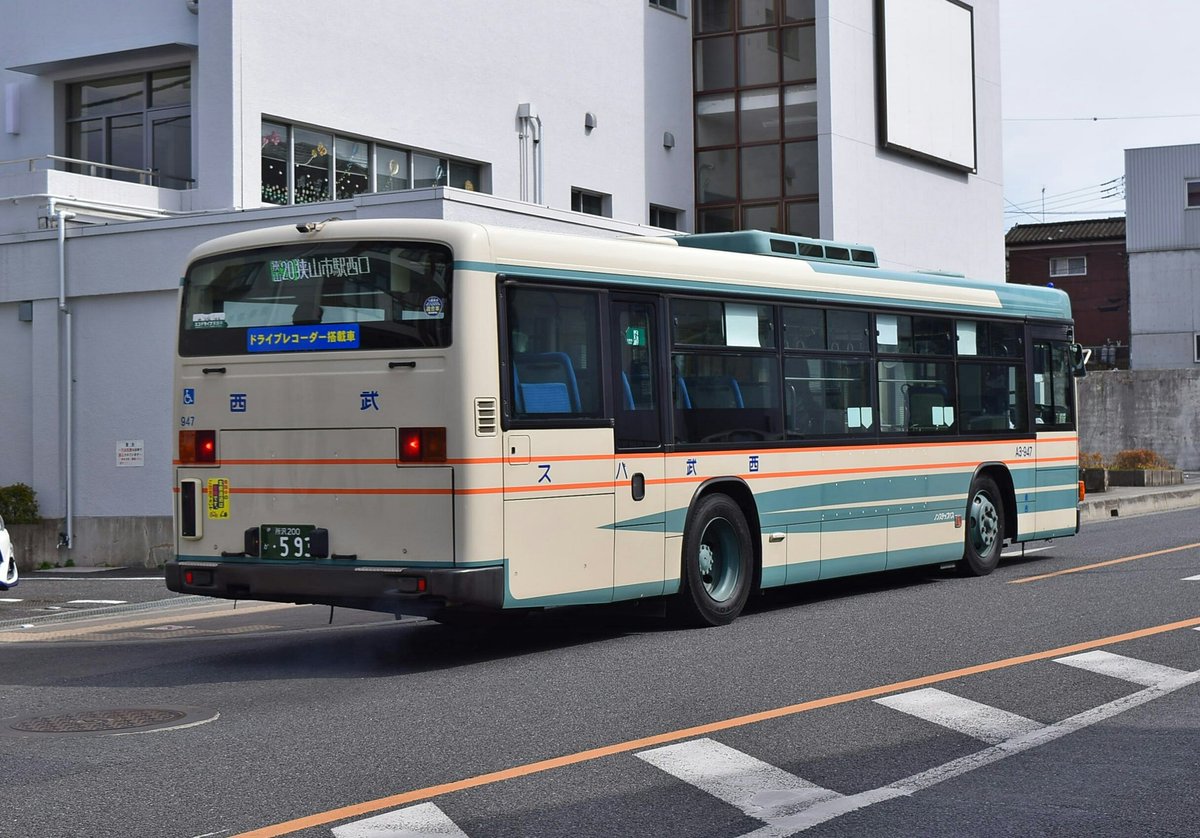 3/8 西武バス狭山営業所の大型での最古参のA3-947が、FC-LED化されてい