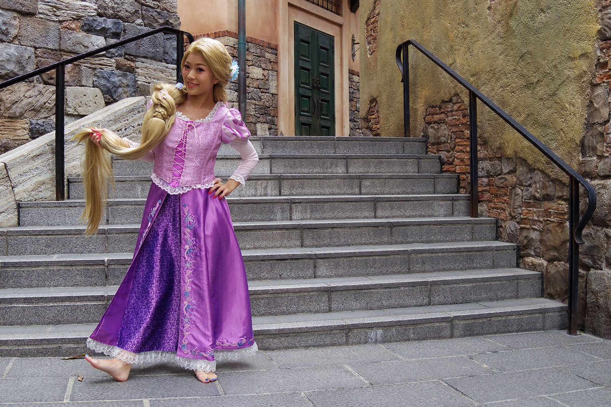 ハロウィン衣装！ラプンツェル 紫ドレス衣装＆金髪ウイッグ付 IUPIII