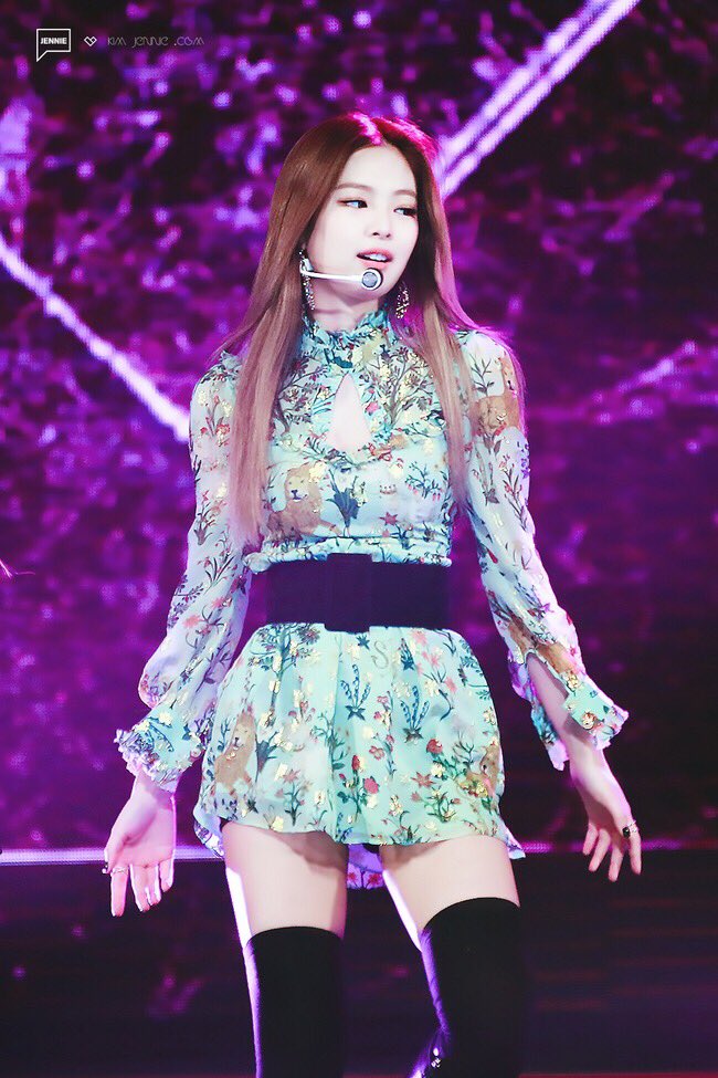 PIC] 161116 #BLACKPINK's #JENNIE @ 2016 Asia Artist Awards (AAA