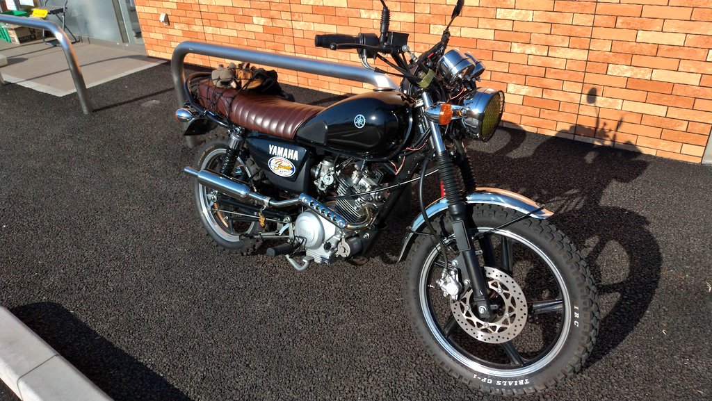 SP武川のYB125SP用キャブトンアップマフラーつけた キャブトンらしい