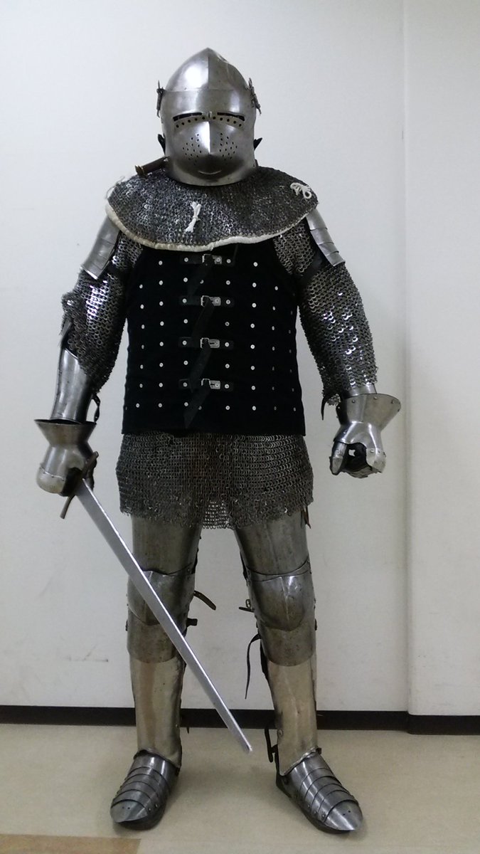🛡️14世紀スタイルの甲冑（ジェイ・ノイズ） ギャンベゾンの上に鎖鎧