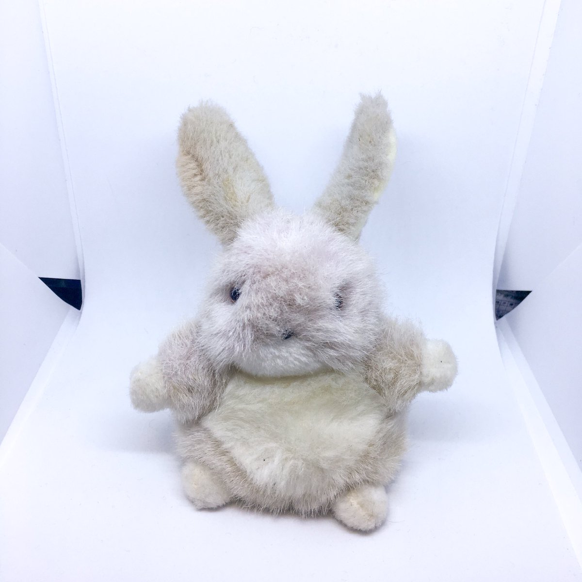 モン・スイユ社のうさぎさん。 恐らくうさぎのモニカシリーズ