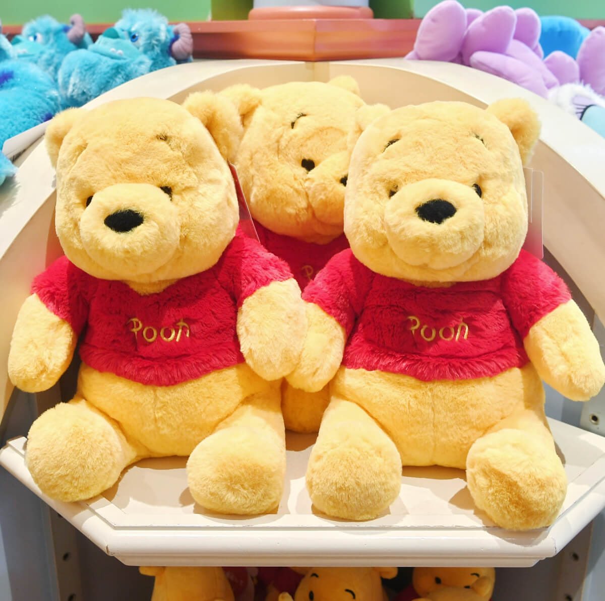 ふわふわ抱き心地のミッキー、ミニー、プーさんぬいぐるみ！ 東京