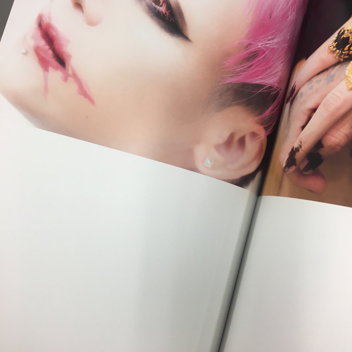 京最新写真集『失格弐』 2013年6月に発表した写真集『失格』より5年