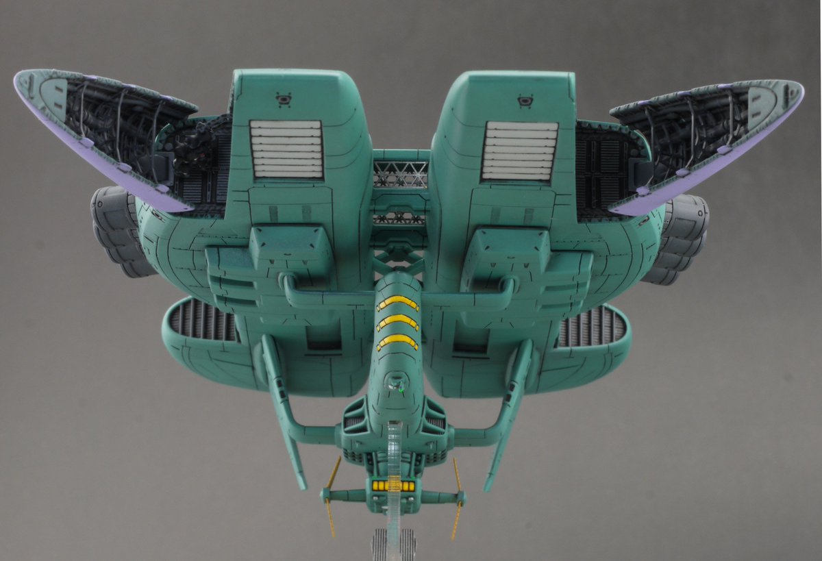 1/1700 ジオン公国軍 パプア級補給艦アクリルホルダー、PE、ベース