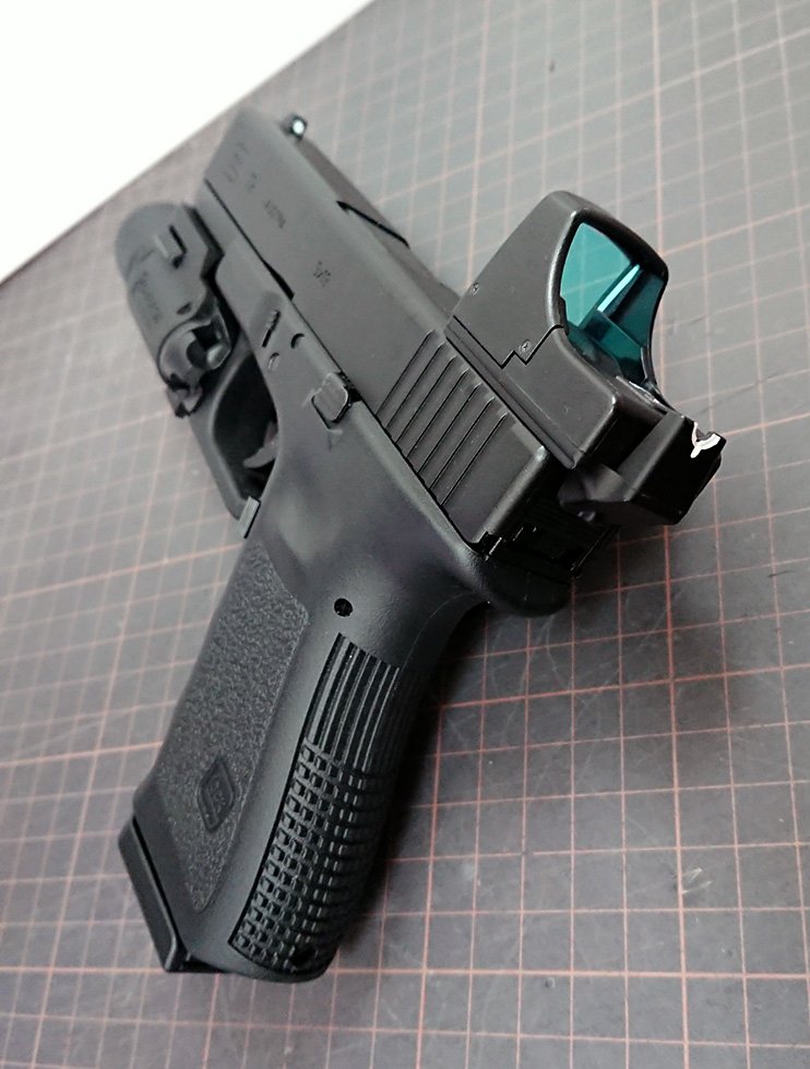 本日発売のグロック19に、「マイクロプロサイト」を「グロックシリーズ