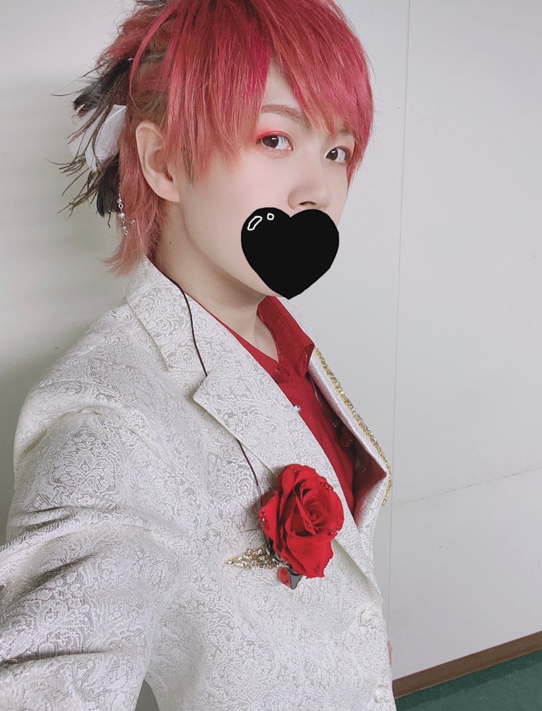 Post by となりの坂田。＠浦島坂田船 on X: 新衣装でした🤩