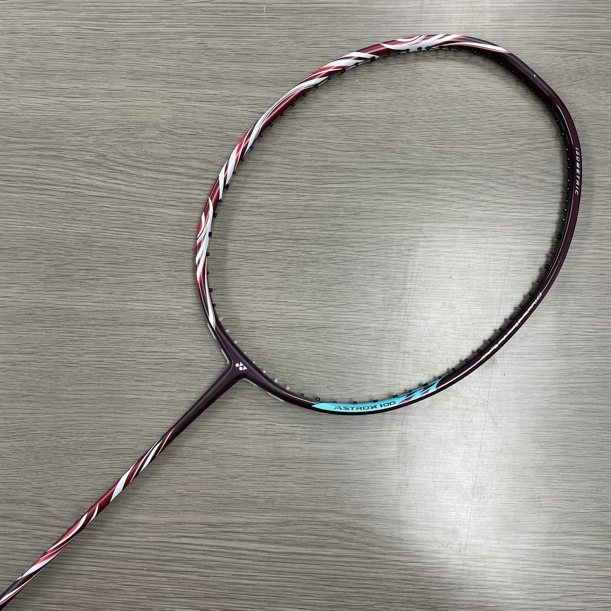 やー様専用バドミントンラケット アストロクス100zz クレナイ 美品