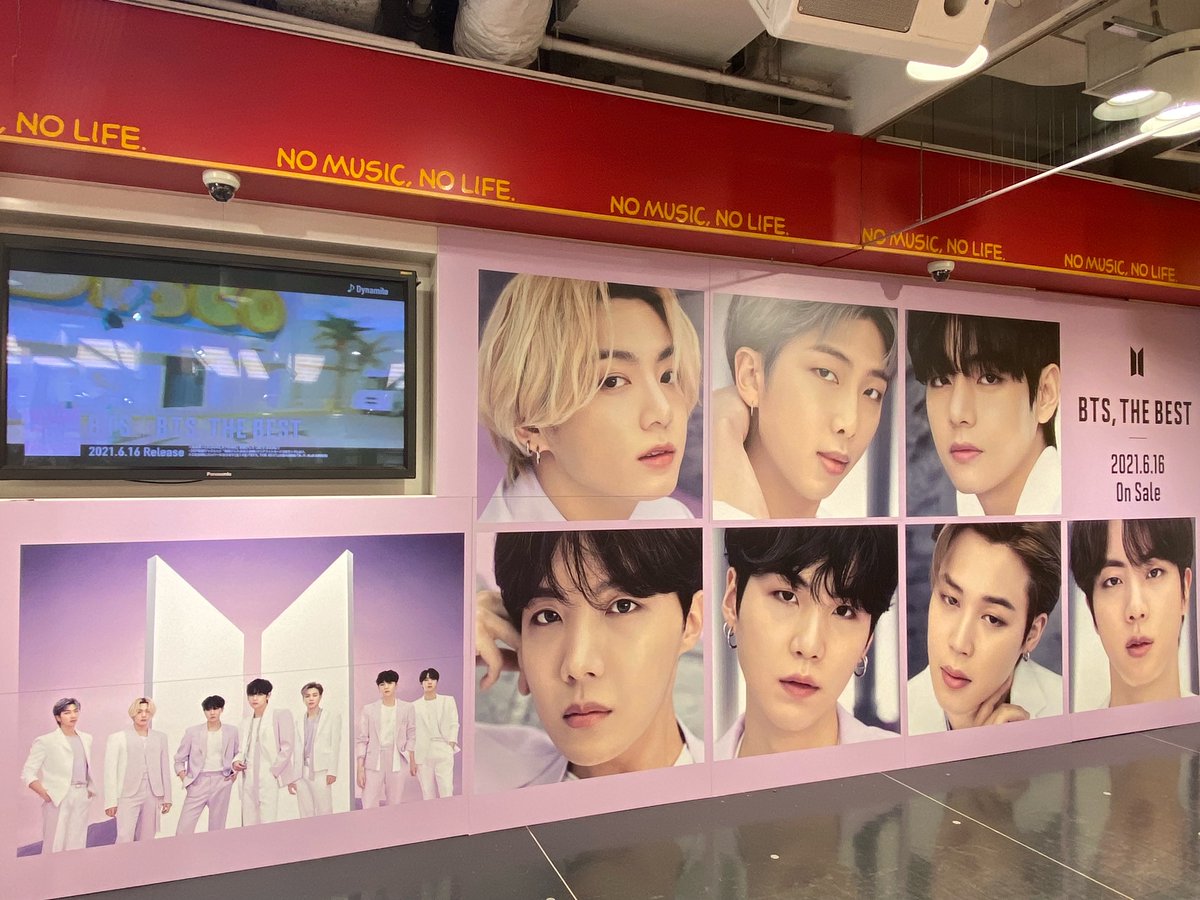 BTS】 💜💜💜💜💜💜💜💜💜 ／ 本日フラゲ日💿 『BTS, THE BEST』 入荷