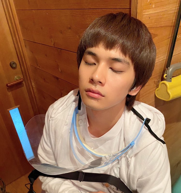 皆さま、こんばんは🌙.* 月曜から仕事に勉強に… お疲れ様です