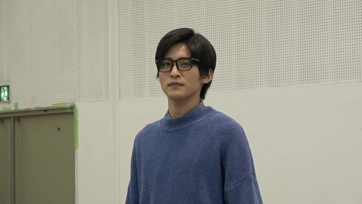 教場で目黒蓮さんが演じた杣利季斗がメガネキャラだったから似合う