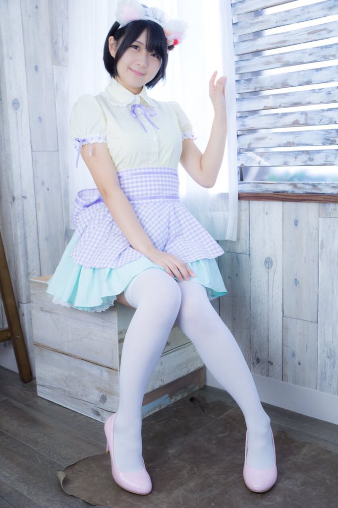 キャンフルニーソの白と黒＼(^ω^)／ #キャンディフルーツ #ニー