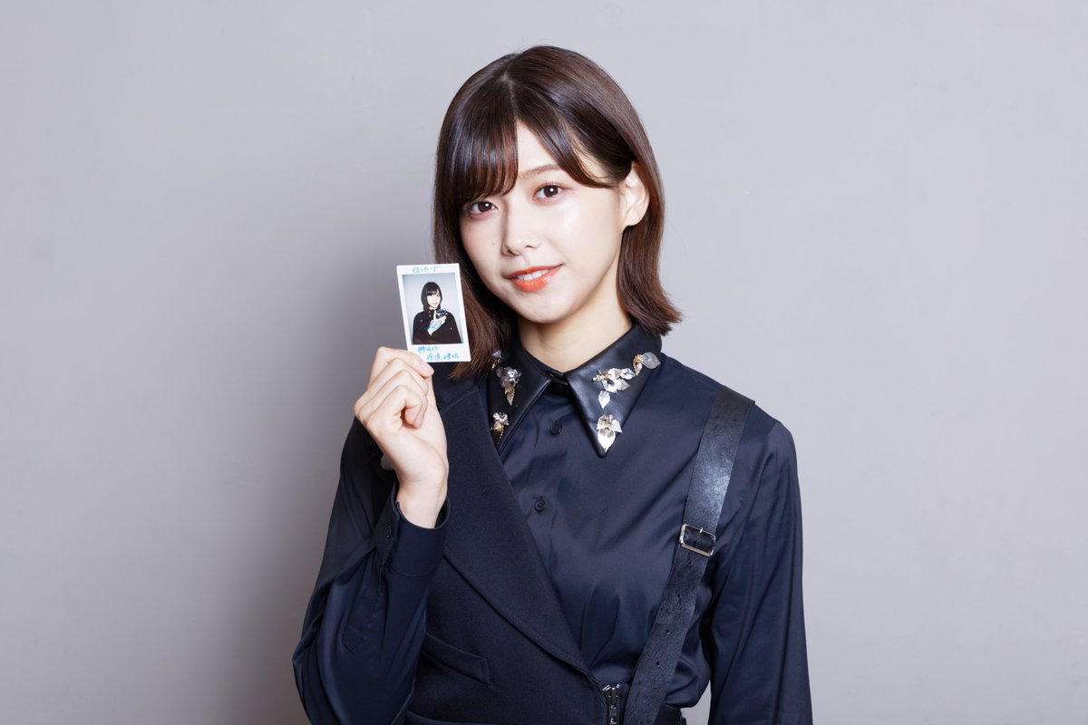 当選者が羨ましい😍 渡邉理佐さんの直筆サイン入りチェキ #欅の1点もの