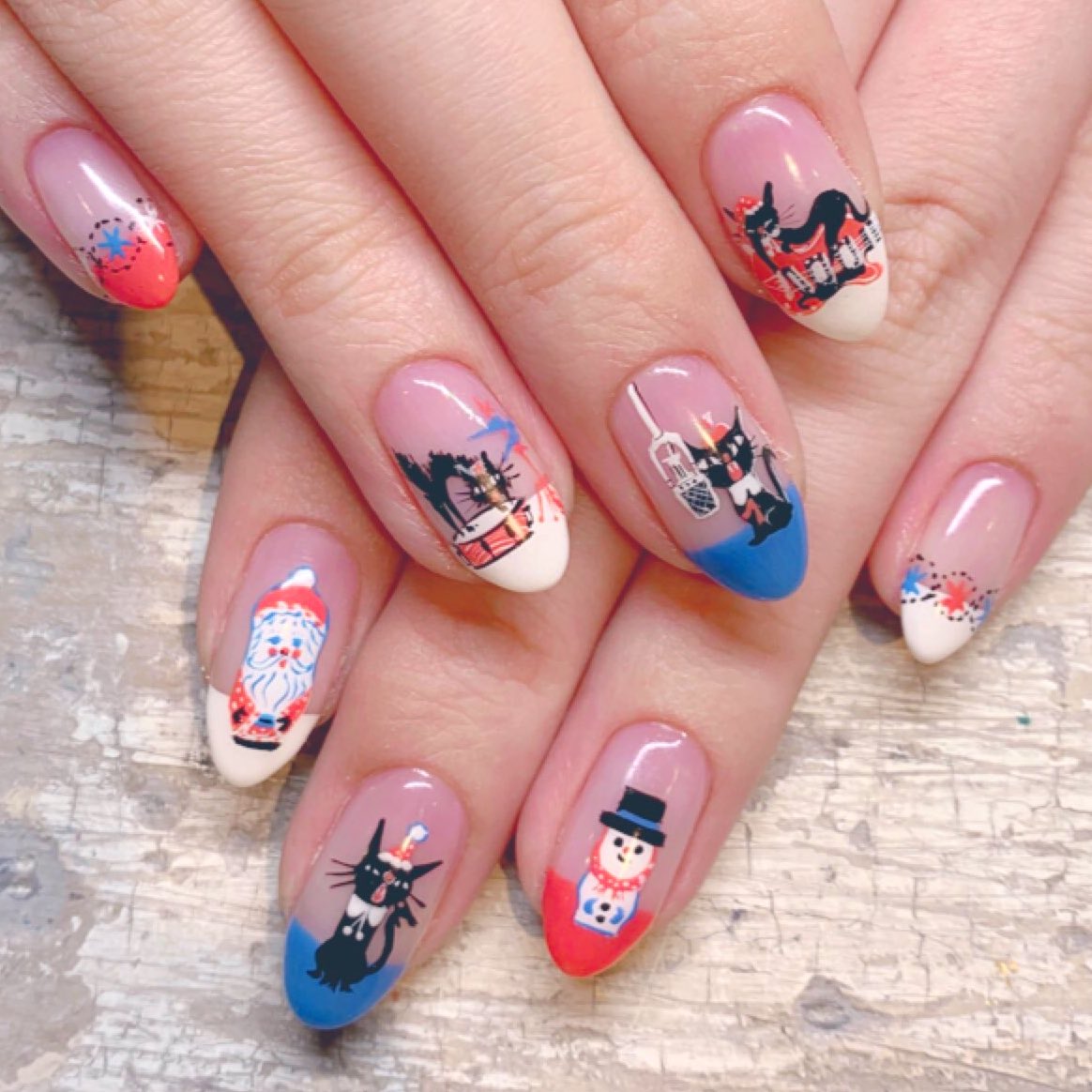 お客様からこんな素敵なネイル画像をいただきました😳 ネイリストさん